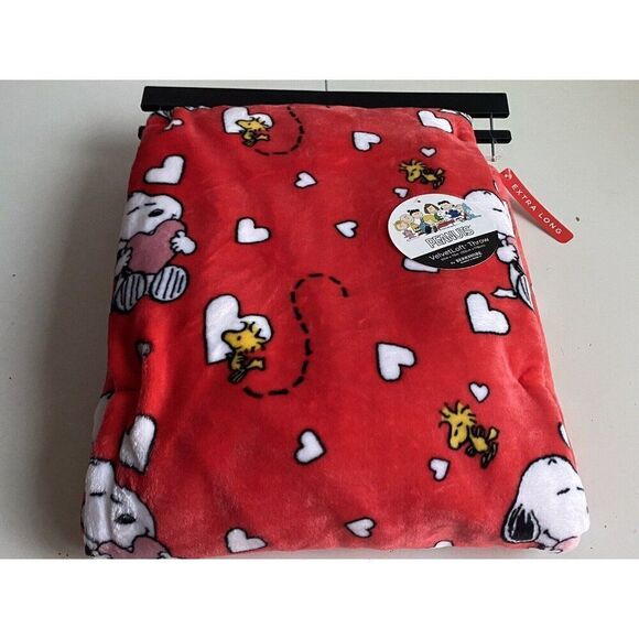 Peanuts Snoopy Heart Valentine's Day Throw Red Super Soft 60 X 70” Woodstock NEW - Picture 6 of 13